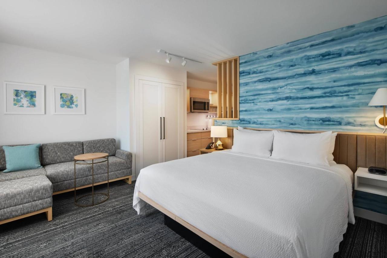 Towneplace Suites By Marriott Tampa Casino Area Orient Park Εξωτερικό φωτογραφία