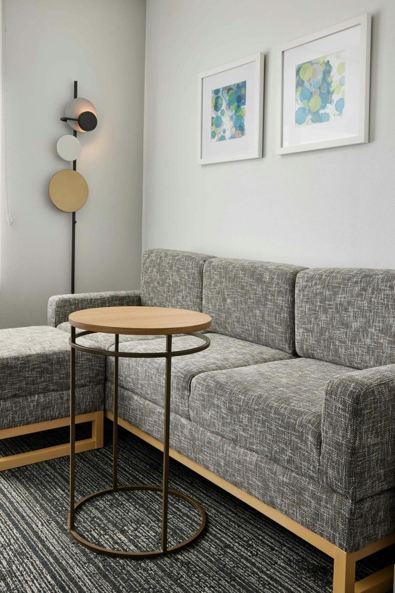 Towneplace Suites By Marriott Tampa Casino Area Orient Park Εξωτερικό φωτογραφία